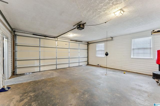 1112 DOGWOOD CIRCLE, Sylacauga, AL 35150