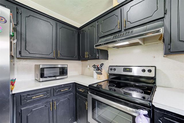 13216 Eastvalley Road, Oklahoma City, OK 73170