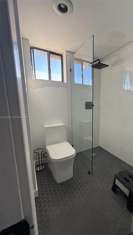 1925 SW 81st Terrace, Davie, FL 33324