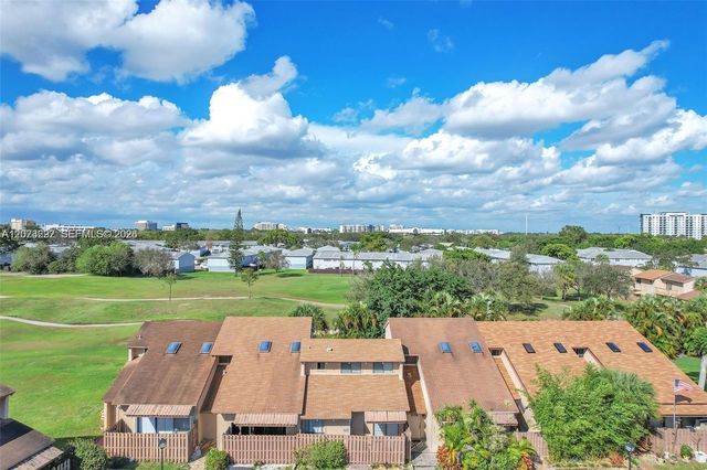 1925 SW 81st Terrace, Davie, FL 33324