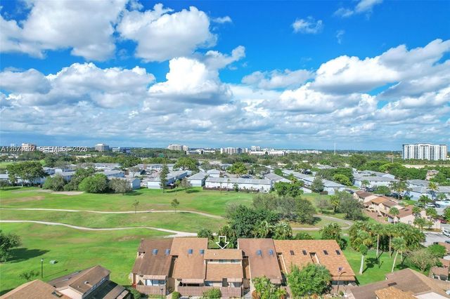 1925 SW 81st Terrace, Davie, FL 33324