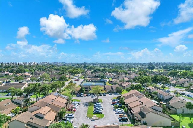 1925 SW 81st Terrace, Davie, FL 33324