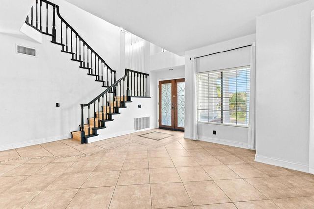 30371 Tradewater Ct, Temecula, CA 92591
