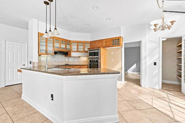 30371 Tradewater Ct, Temecula, CA 92591