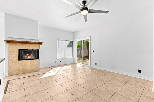 30371 Tradewater Ct, Temecula, CA 92591