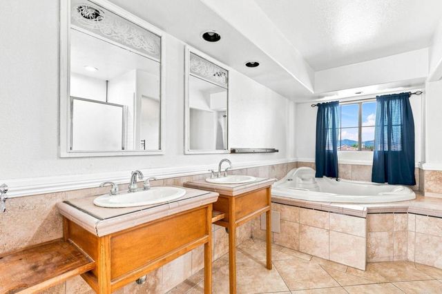 30371 Tradewater Ct, Temecula, CA 92591