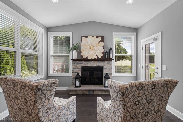 111 Harvester Drive, Copley, OH 44321