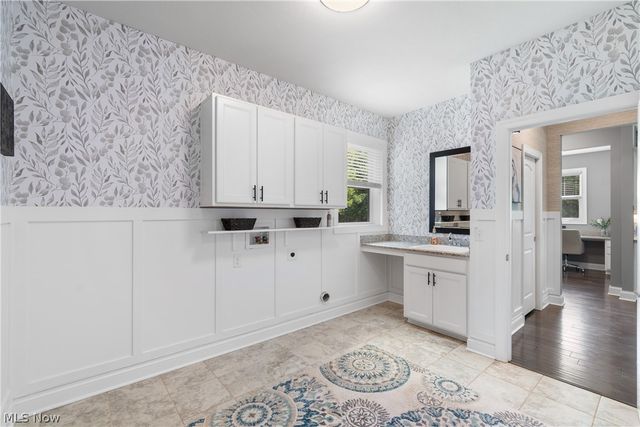 111 Harvester Drive, Copley, OH 44321