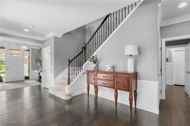 111 Harvester Drive, Copley, OH 44321