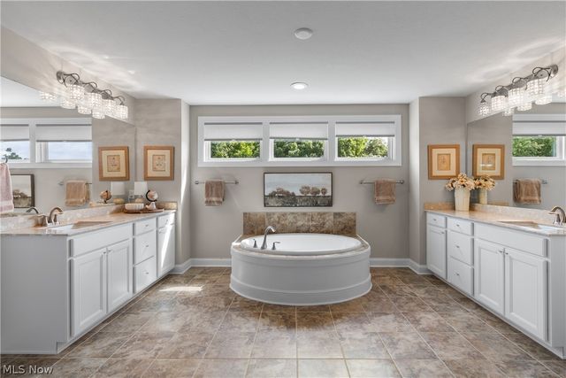 111 Harvester Drive, Copley, OH 44321