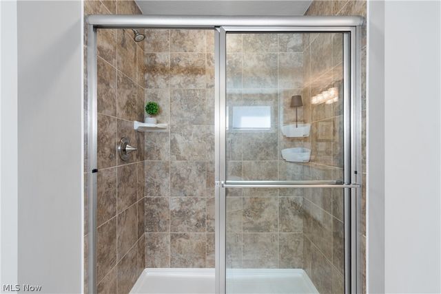 111 Harvester Drive, Copley, OH 44321