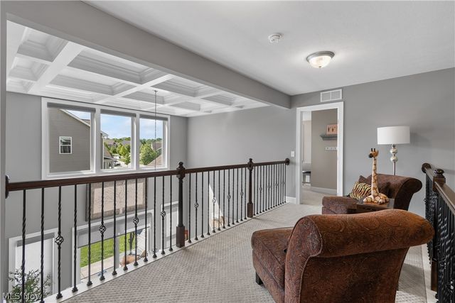 111 Harvester Drive, Copley, OH 44321