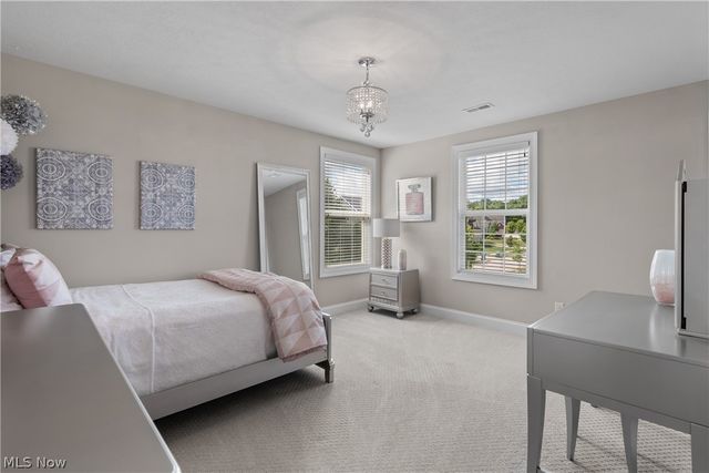 111 Harvester Drive, Copley, OH 44321