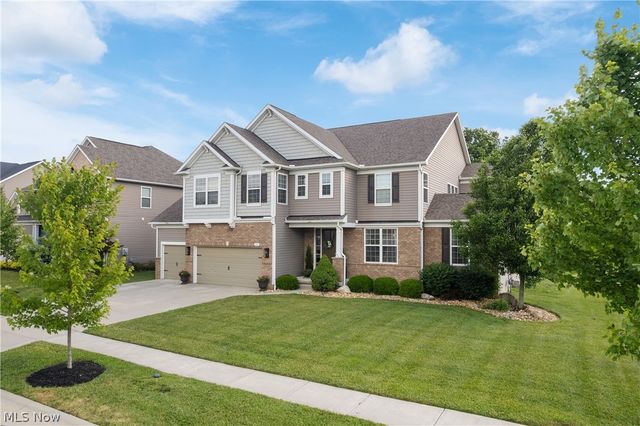 111 Harvester Drive, Copley, OH 44321