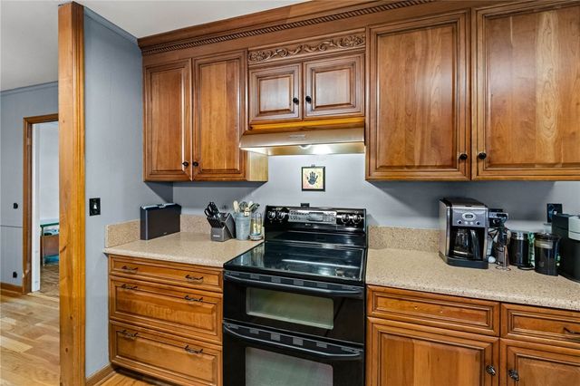 1223 E Hope Street, Fayetteville, AR 72701