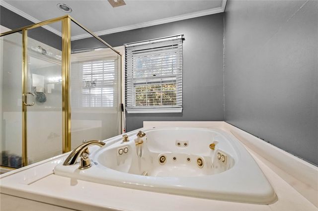 1223 E Hope Street, Fayetteville, AR 72701