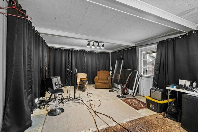 1223 E Hope Street, Fayetteville, AR 72701