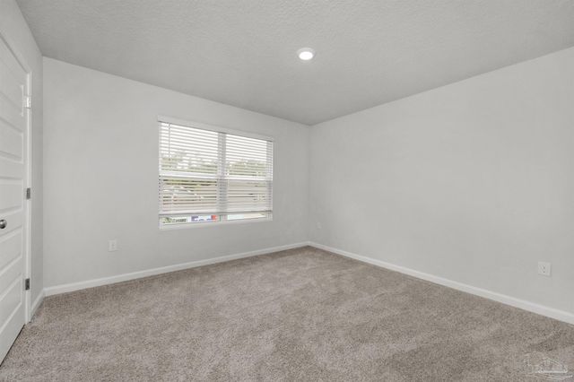 5280 Peach Dr, Pace, FL 32571