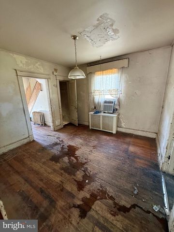 5001 ROSS RD, Baltimore, MD 21214