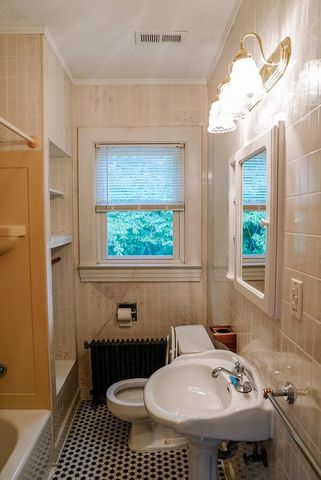 407 Ridgewood RD, Bassett, VA 24055