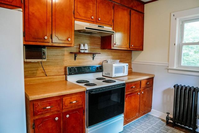 407 Ridgewood RD, Bassett, VA 24055