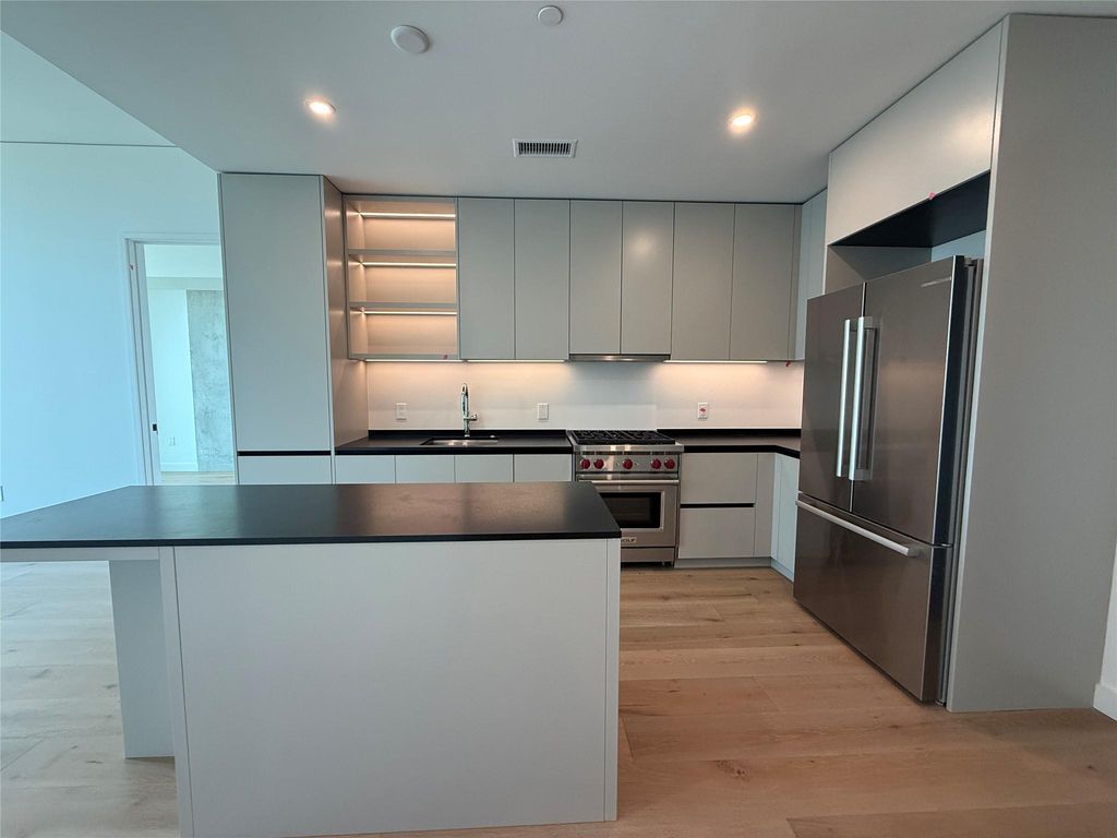 610 Davis ST 3104, Austin, TX 78701