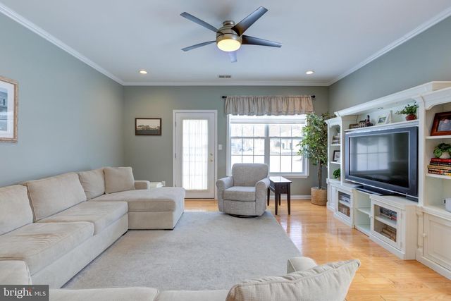 21 KRISTIAN DR, Sicklerville, NJ 08081