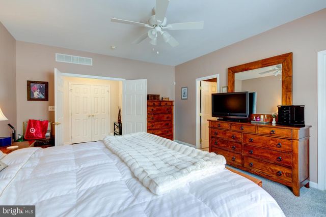 21 KRISTIAN DR, Sicklerville, NJ 08081