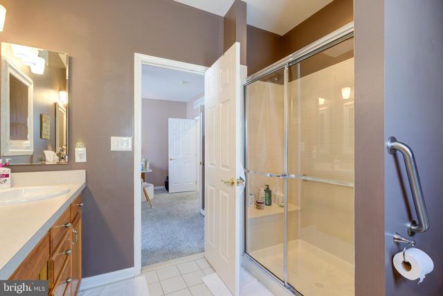 21 KRISTIAN DR, Sicklerville, NJ 08081