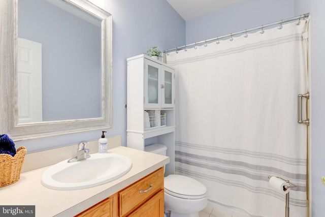 21 KRISTIAN DR, Sicklerville, NJ 08081