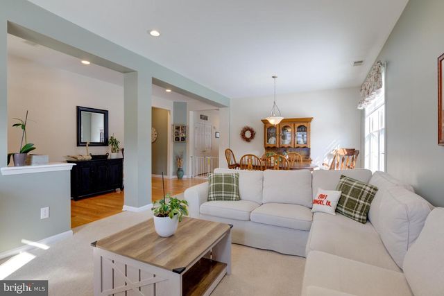 21 KRISTIAN DR, Sicklerville, NJ 08081