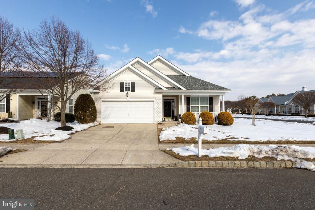 21 KRISTIAN DR, Sicklerville, NJ 08081