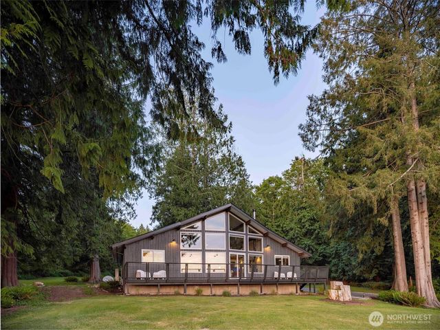 5915 Cedar Drive, Bow, WA 98232