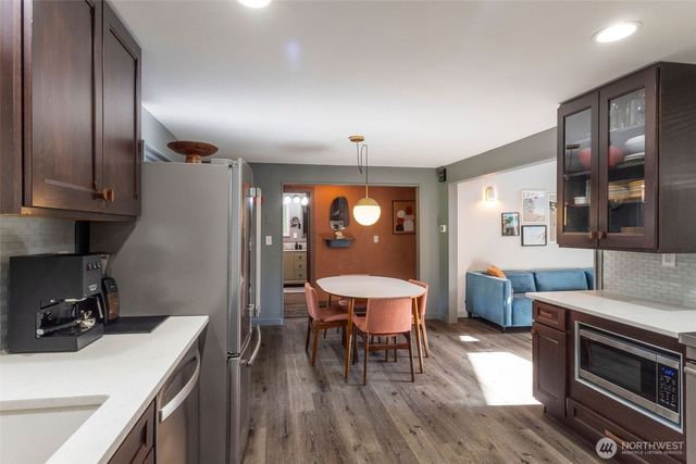 5915 Cedar Drive, Bow, WA 98232