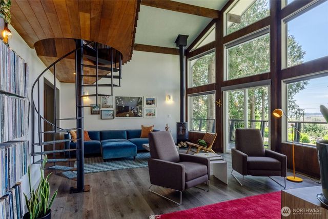 5915 Cedar Drive, Bow, WA 98232