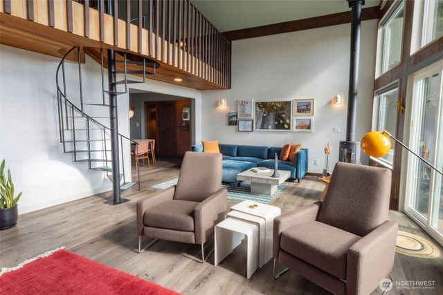 5915 Cedar Drive, Bow, WA 98232