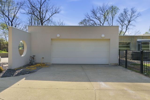 3023 E Inglewood Court, Springfield, MO 65804