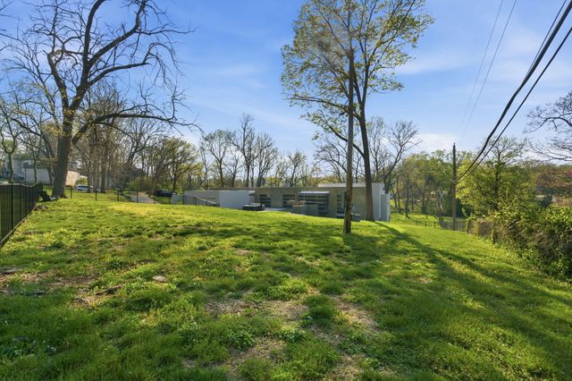 3023 E Inglewood Court, Springfield, MO 65804