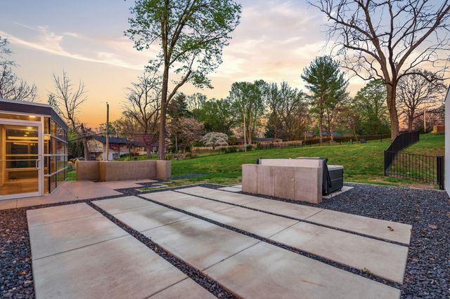 3023 E Inglewood Court, Springfield, MO 65804