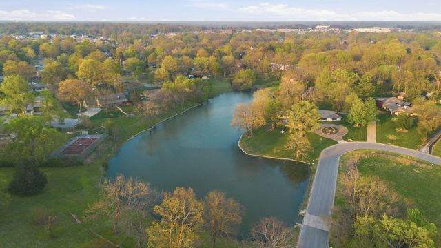 3023 E Inglewood Court, Springfield, MO 65804