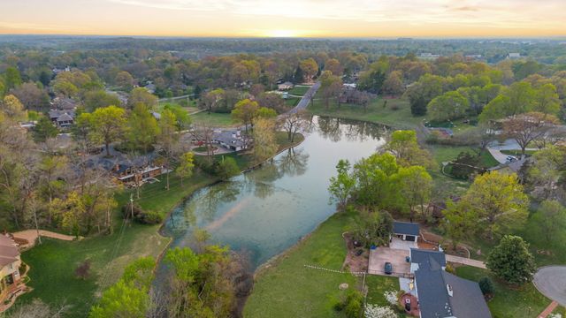 3023 E Inglewood Court, Springfield, MO 65804
