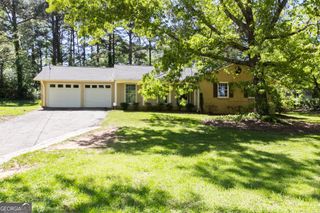 3720 Sunny Hill Drive, Loganville, GA 30052