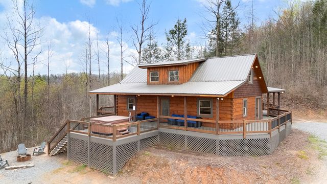 136 Pack Creek, Blue Ridge, GA 30513