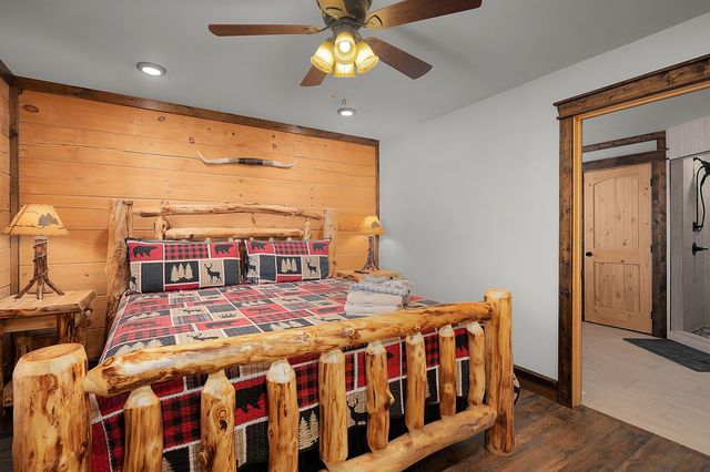 136 Pack Creek, Blue Ridge, GA 30513