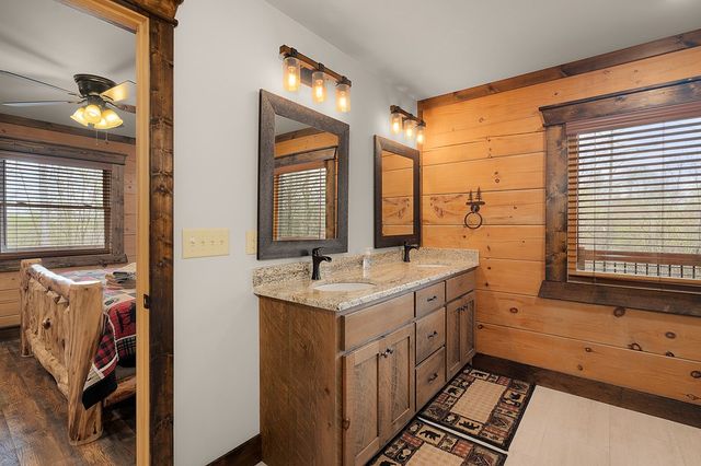 136 Pack Creek, Blue Ridge, GA 30513