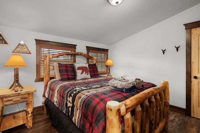 136 Pack Creek, Blue Ridge, GA 30513