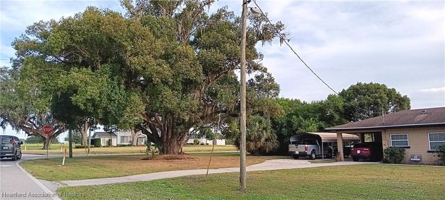 715 Stenstrom Road, Wauchula, FL 33873