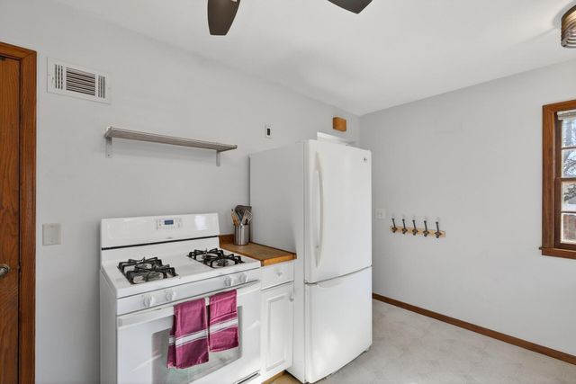 3524 Abbott Avenue N, Robbinsdale, MN 55422