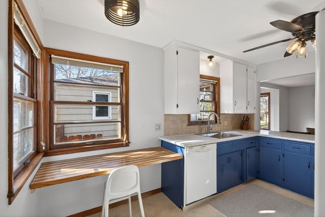 3524 Abbott Avenue N, Robbinsdale, MN 55422