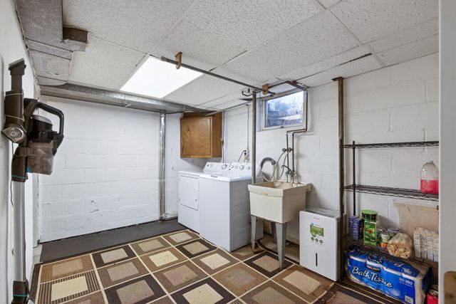 3524 Abbott Avenue N, Robbinsdale, MN 55422